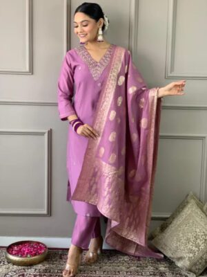 NEW AND FACNY KURTA SETS